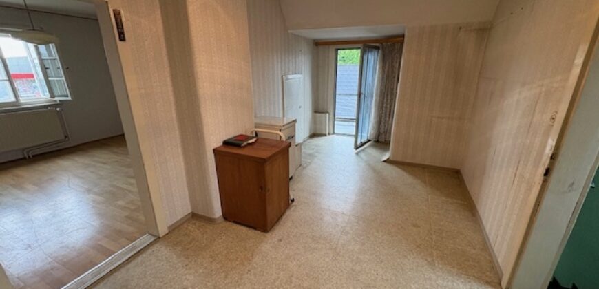 Kalsdorf-zentrumsnah! San. bed. Objekt mit mehreren Nutzungsmöglichkeiten!